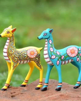 Wooden handpainted pattachitra motif couple decorative deer