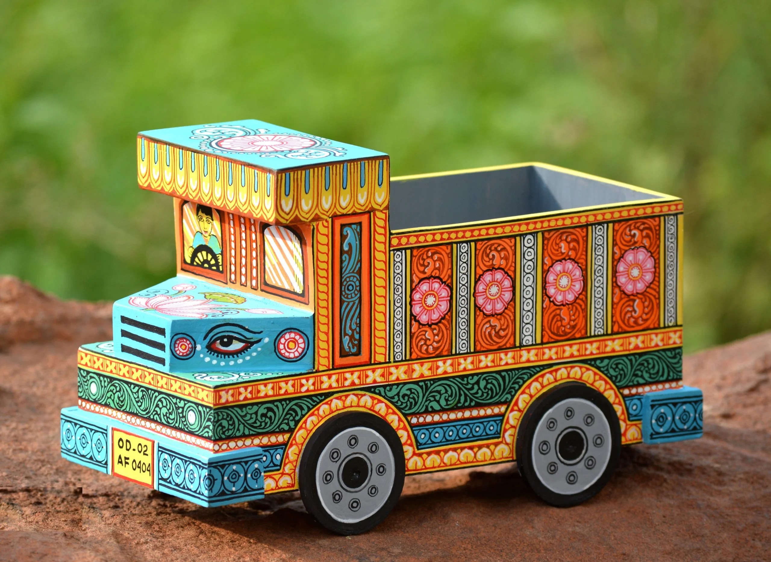 Wooden handpainted pattachitra motif  decorative truck - Image 2