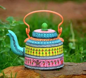 Tribal Motif kettle