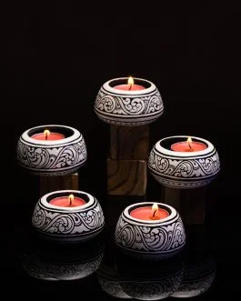 Pattachitra motif wooden tea light