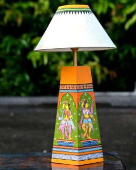 Wooden pattachitra Sakhi motif table lamp(green)