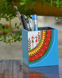 Hand painted blue based tribal motif pen stand